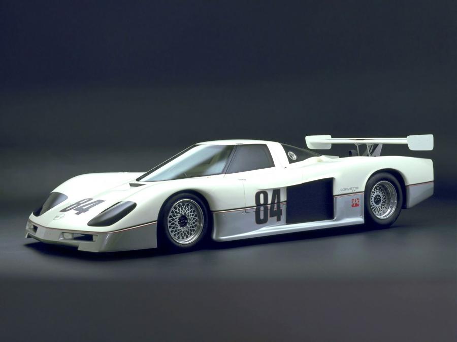  Chevrolet Corvette GTP 1984 года  (фото 3 из 3)